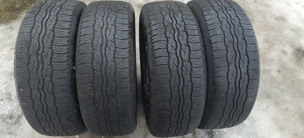 Продам Шини Bridgestone Dueler H/T D687 235/55 R18 100H