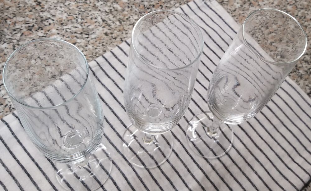 3 Copos flute de champanhe.