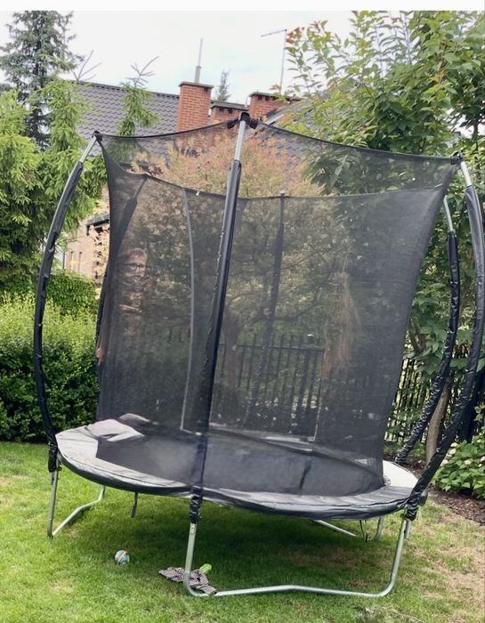 Trampolina 2,5 m wysokosc 2,40 okazja