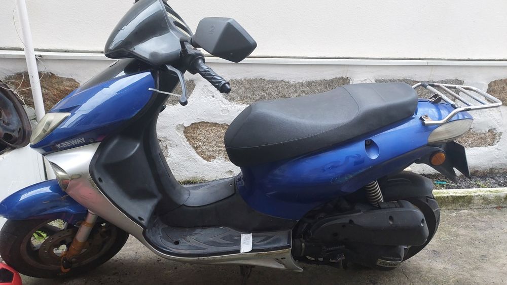 Vendo keeway 125 a gasolina 2012