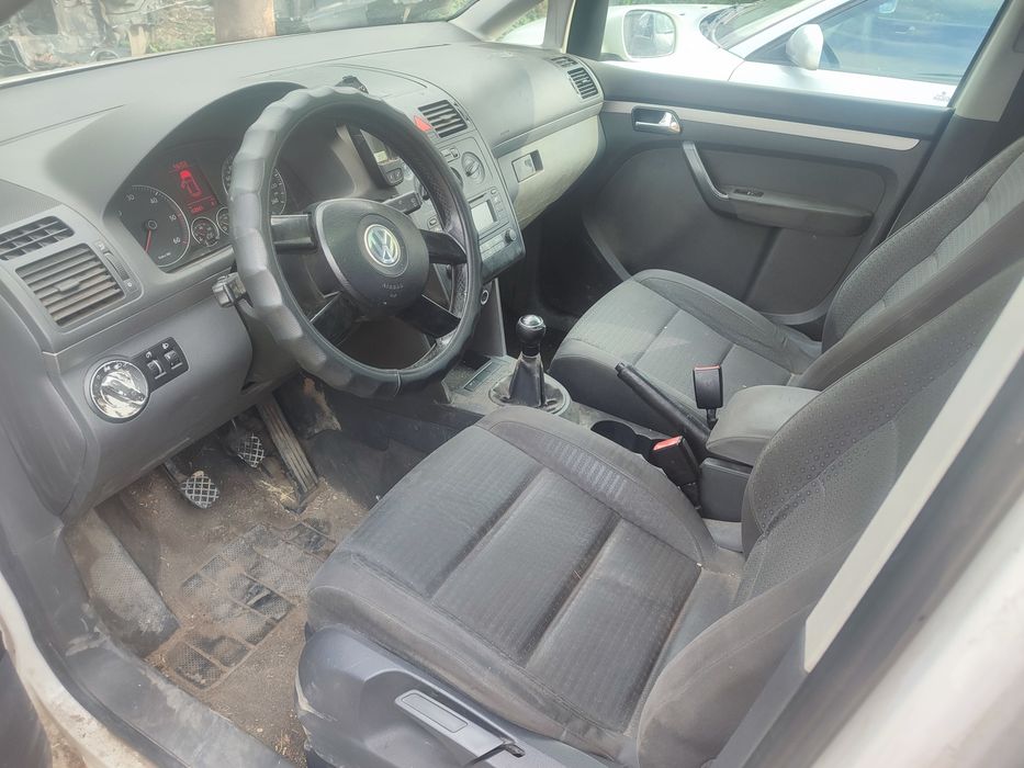 Разборка Volkswagen touran 2.0tdi AZV