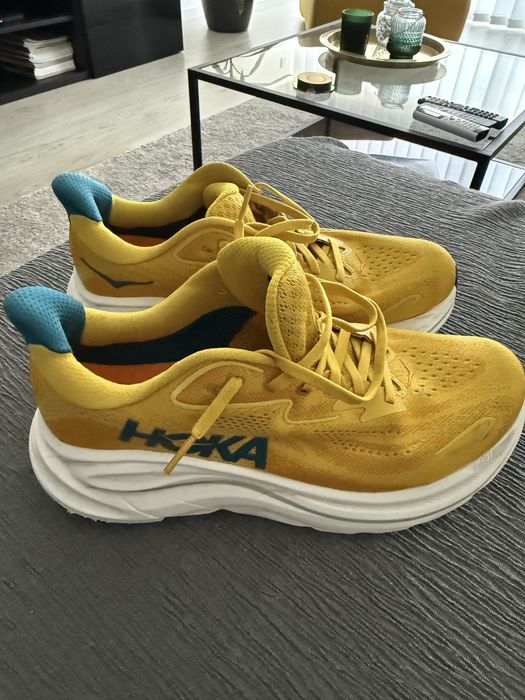 Hoka Clifton 10, tamanho 42,5, pouco usadas