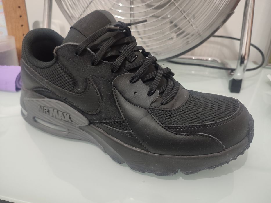 Tênis AIR MAX, novo