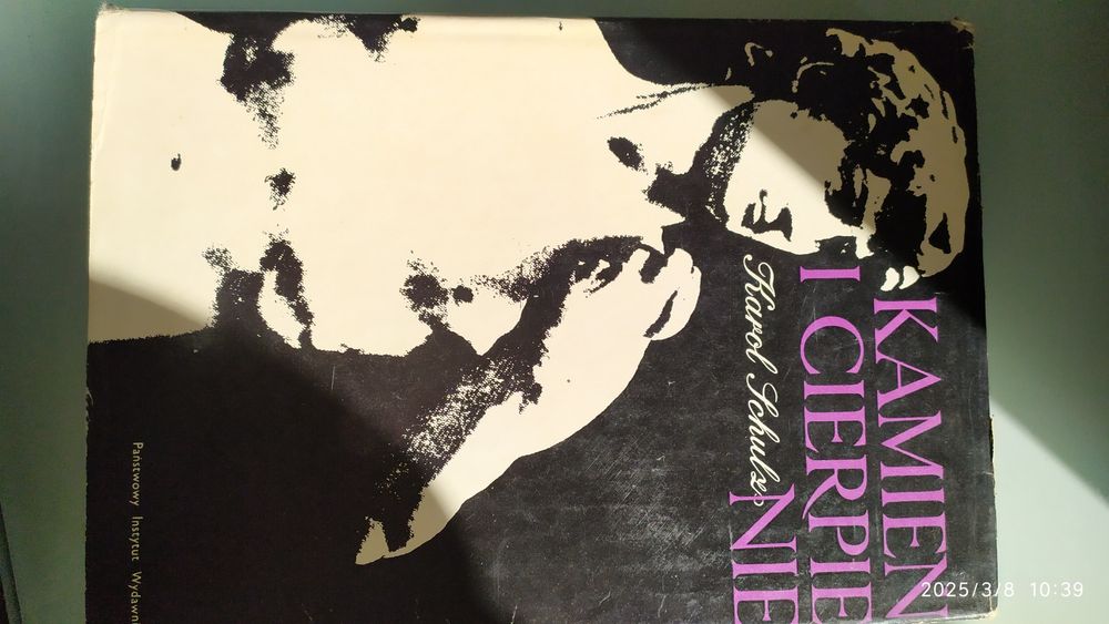 Kamień i cierpienie Karol Schultz