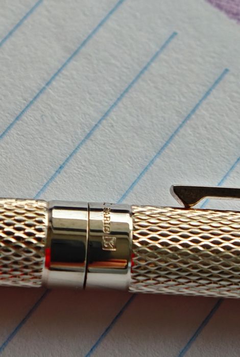 Caneta S.T.Dupont Nouveau Classique Ouro(anos 90),com Hallmark e Caixa