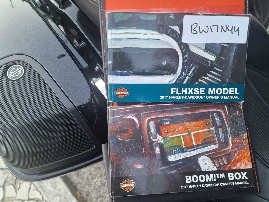 Harley Davidson Street Glide CVO