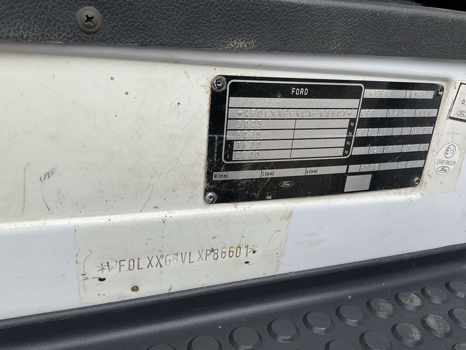 Ford Transit 1999 2.5td 387000км ідеальний стан рідний пробіг