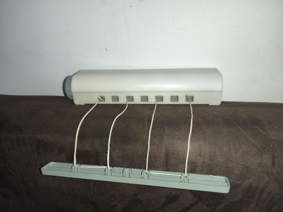 Retro Suszarka Samozwijająca 3m