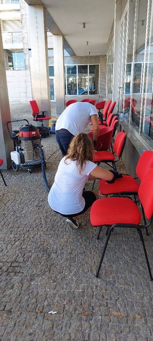 Limpeza Tapetes, Alcatifas, Sofás, Colchões  e Estofos Auto