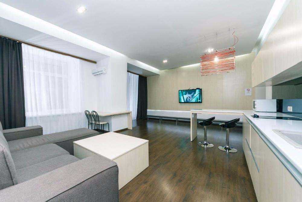 3к Крещатик 21, метро Хрещатик, Майдан, з терасою