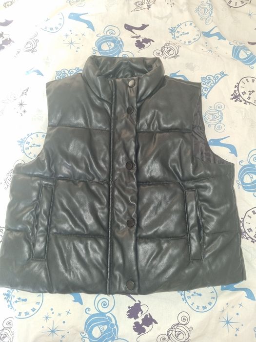 Кожзам безрукавка на дівчинку