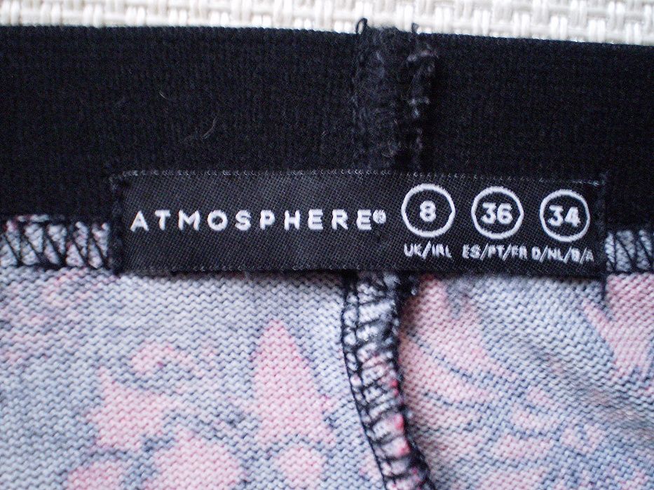 Spódniczka mini czerwone kwiaty Atmosphere