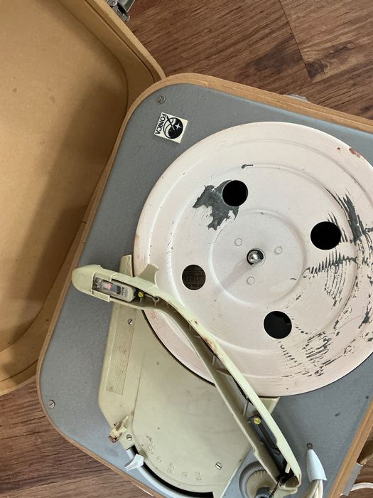 Gramofon walizkowy fonica