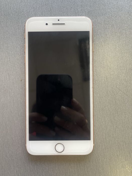 IPhone 8 plus 64 Gb
