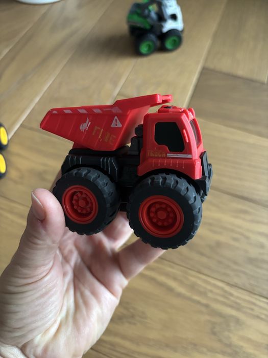 Zestaw 3 autem ciężarowych