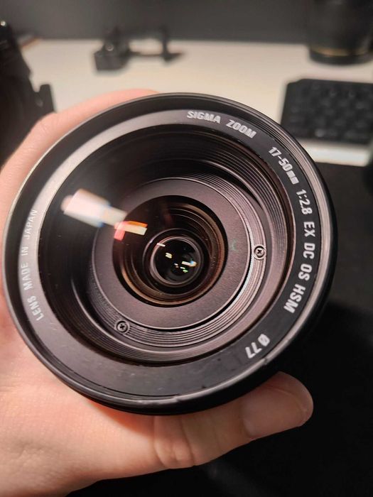 Canon 800D + battery grip + 2 obiektywy + 3 filtry