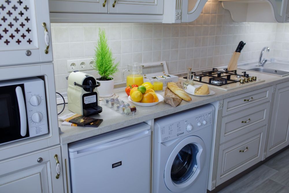 LUXE Квартира Подобово з ДЖАКУЗІ,  ТРЦ Мануфактура