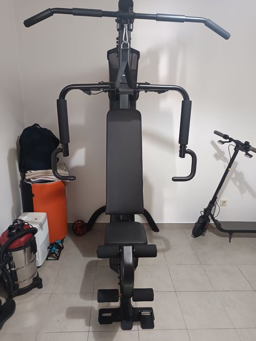 Equipamento de musculação