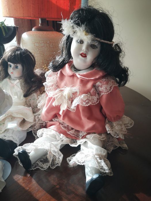 Bonecas de porcelana de coleção