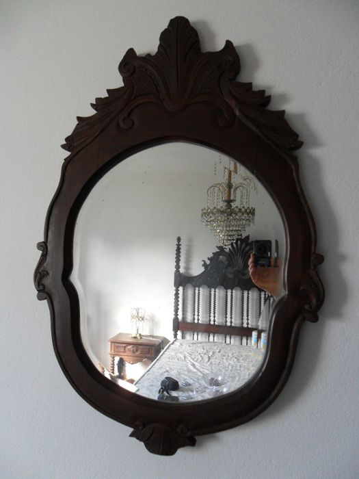 Mobília de quarto antiga e completa em madeira de mogno