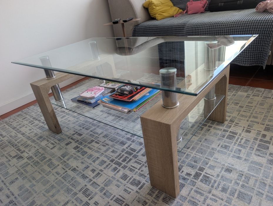 Mesa de café / centro em vidro