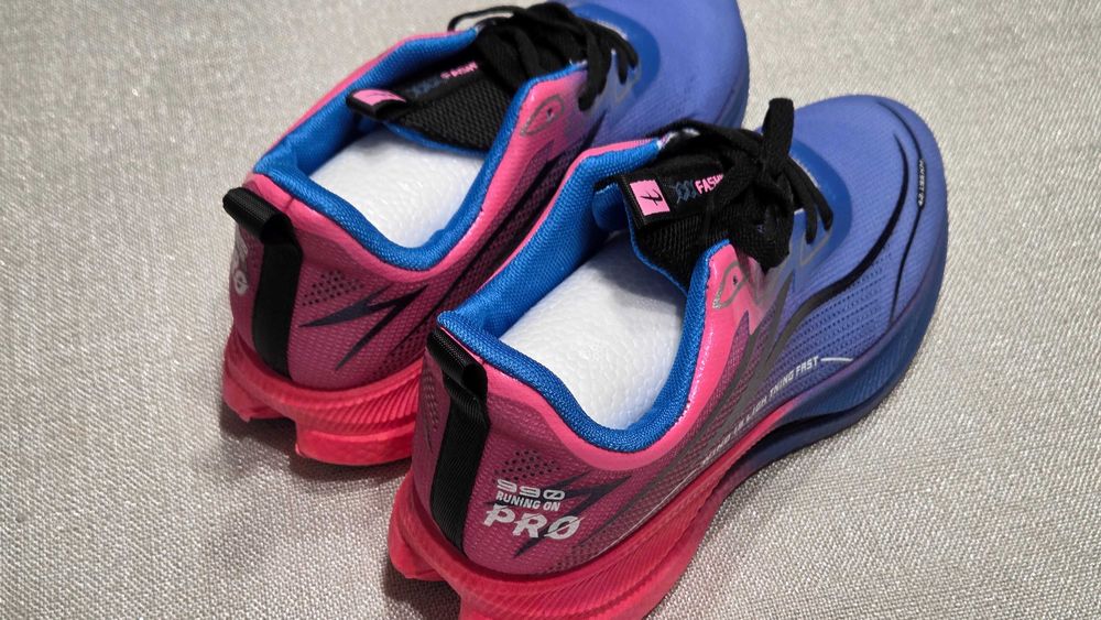 Buty sportowe 40