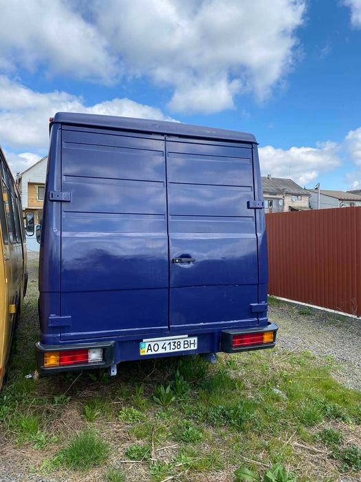 Mercedes-Benz 709D (Rex)