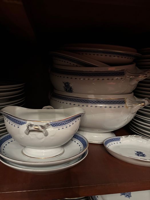 1 Serviço De Jantar Em Porcelana Da Vista Alegre