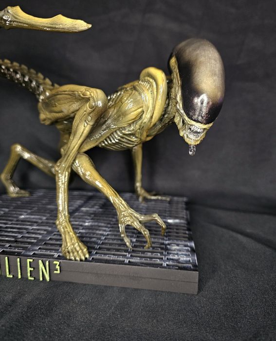 Figura Alien Xenomorph Premium