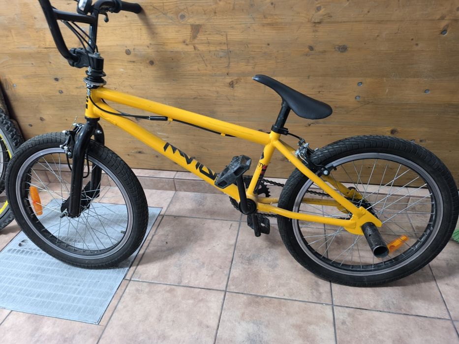 Bicicleta manobras e saltos