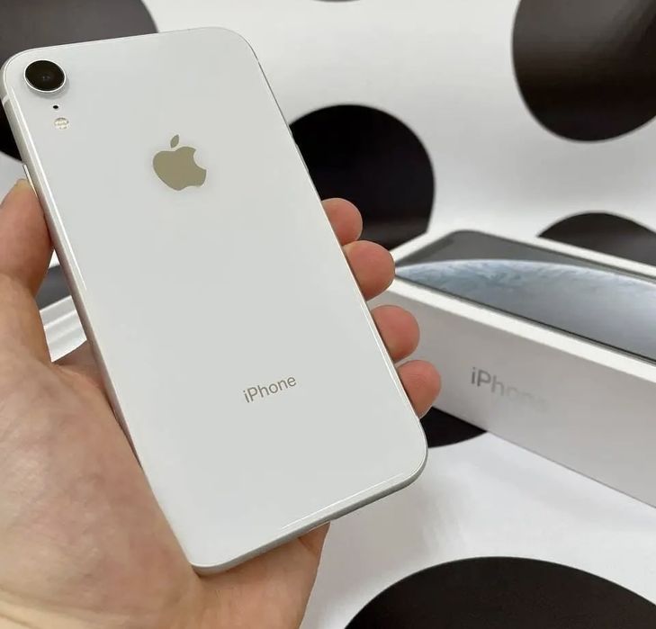 iphone xr 64гб в идеальном состоянии