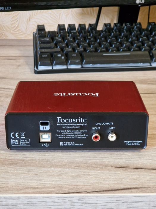 Focusrite Scarlett Solo 2 gen, звукова карта USB