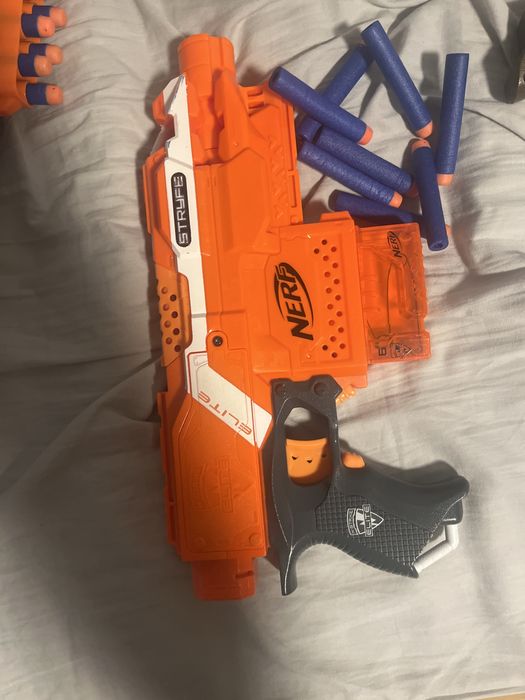 pistolety nerf zabawki