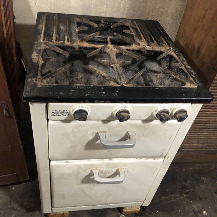 Przedwojenna gazówka kuchenka piekarnika z lat 20-tych niemiecka stara