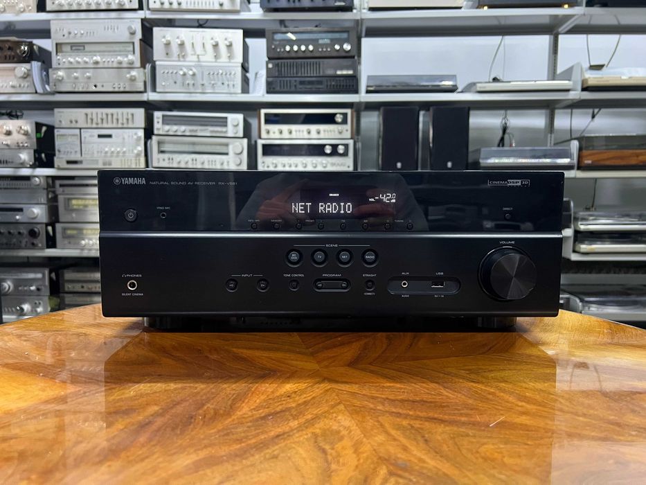 Amplituner Yamaha RX-V581 (Dolby Atmos, Wi-Fi, Bluetooth) Audio Room