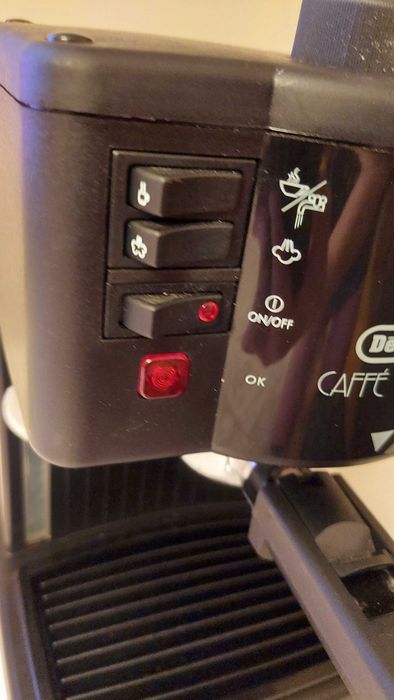 Ekspres do kawy DeLonghi Caffe Veneto