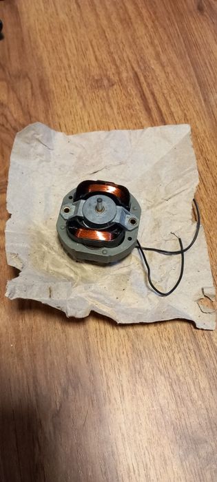 Elektryczne silniczki na  220V