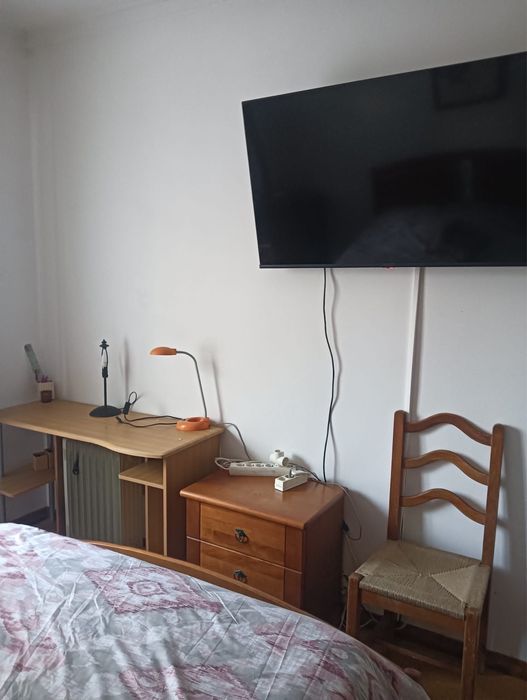 Quarto em Monte Abraão, Queluz