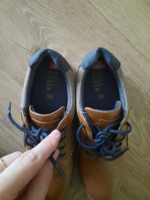 Туфлі мешти мокасіни