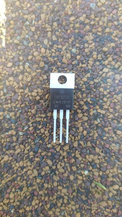 Транзистор IRF3205   в корпусі ТО-220    (90шт.)