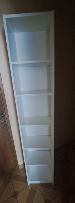 Regał na książki