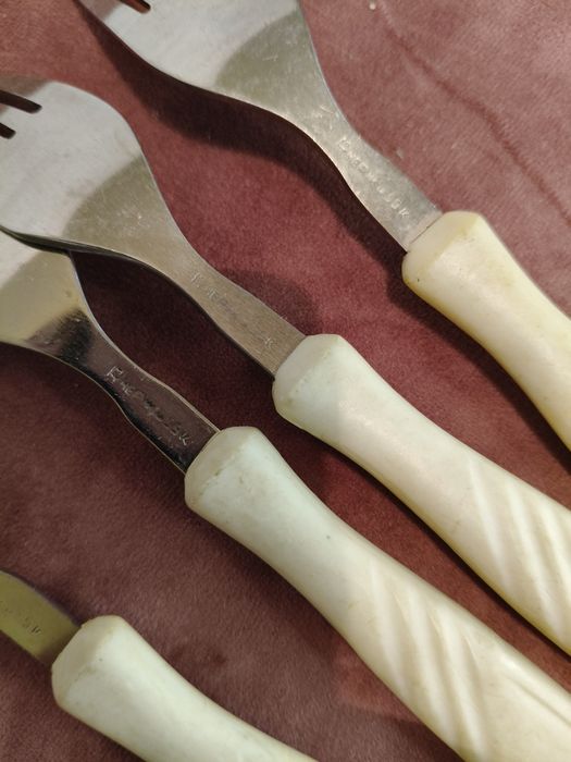 Stare widelce z okresu PRL 59