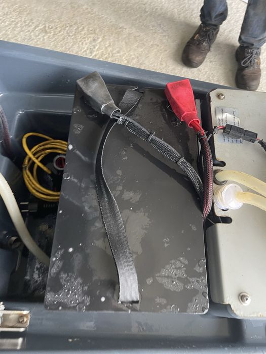 LAVADORA ASPIRADORA A BATERIAS NUMATIC CRL8055