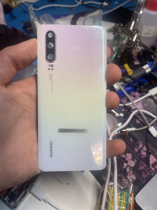 Huawei p30 на запчастини