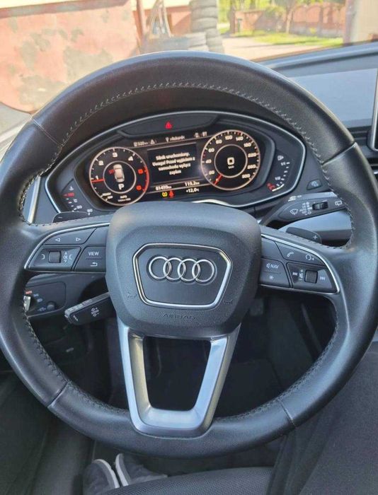 Audi Q5 2019 2.0 I
