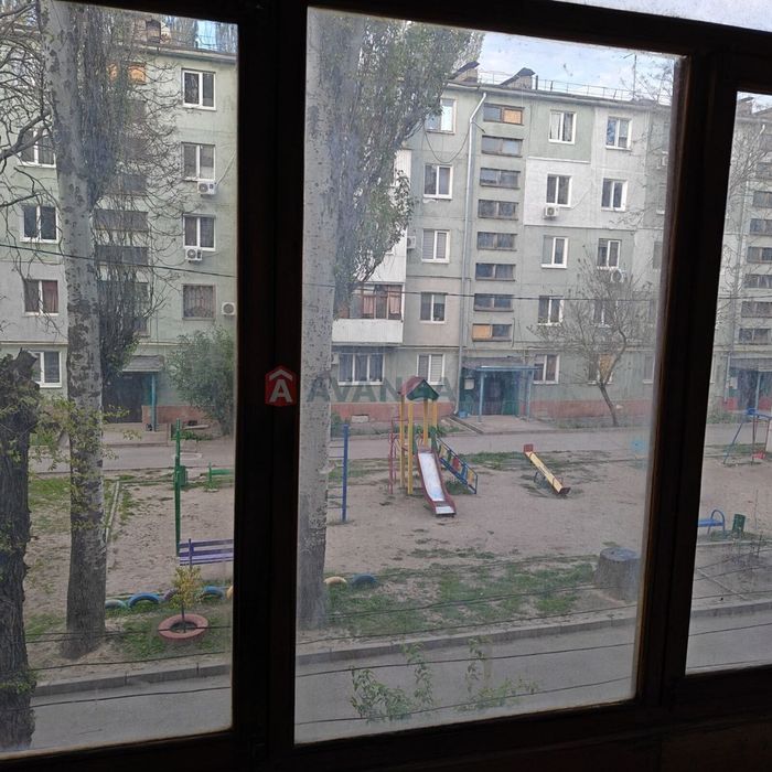 Продаж 2 к кв вул  Військбуд 84