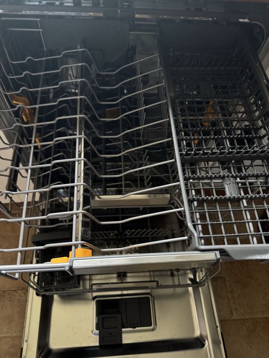 Zmywarka WHIRLPOOL W8IHP42L MaxiSpace PowerClean Pro Kosz – stan idealny