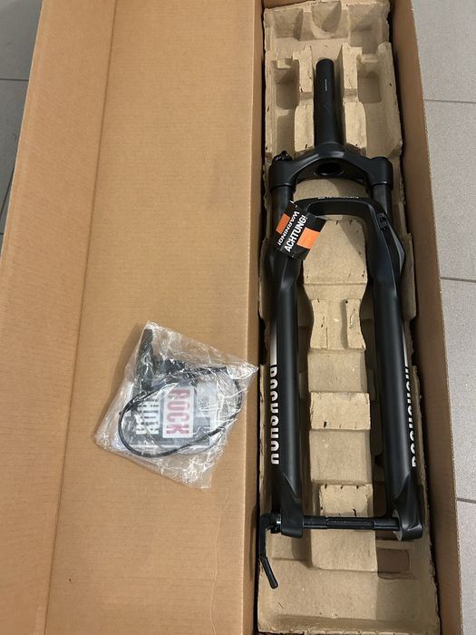 RockShox Recon RL 29 blokada w manetce, nowy