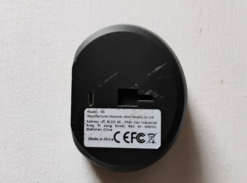 Samochodowy prędkościomierz USB