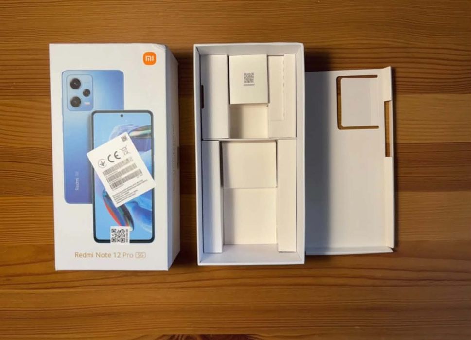 Smartfon Xiaomi Redmi Note 12 Pro 5G.
